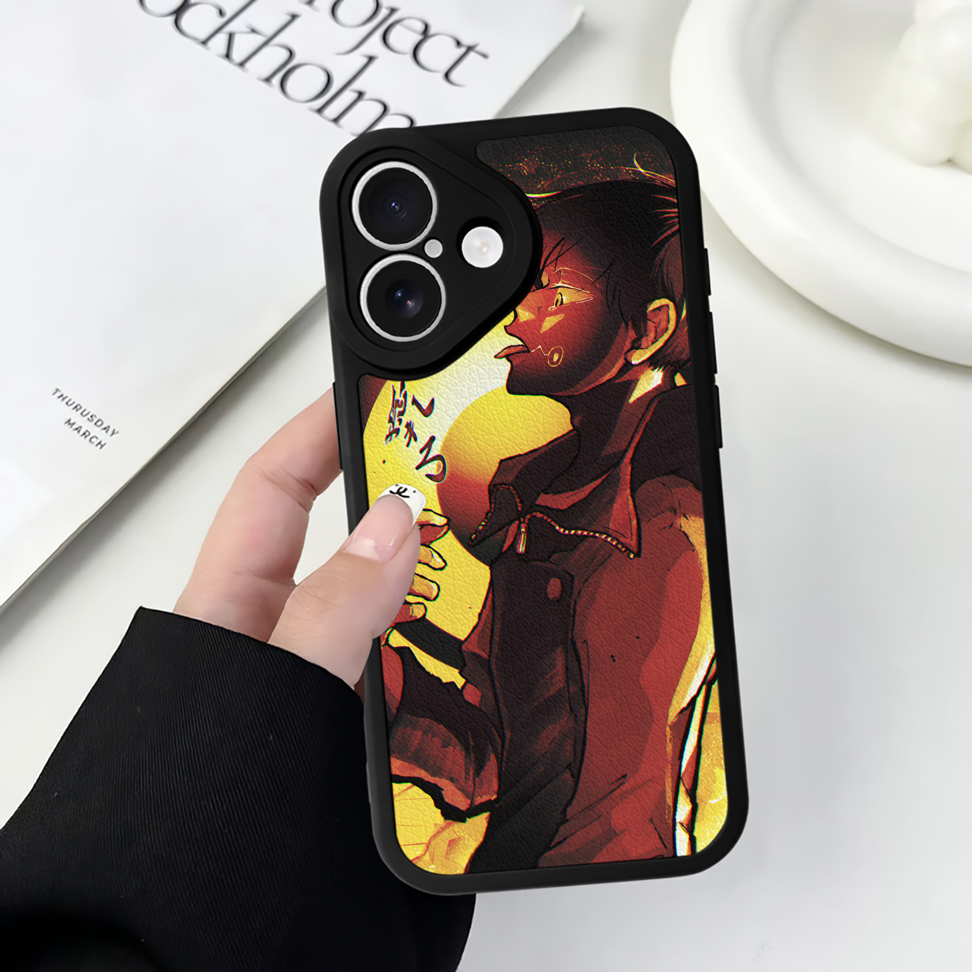 （画像用） 呪術廻戦 Jujutsu Kaisen 【iPhone 16シリーズ対応】シリコンスマホケース（レザー調） 材質：シリコン